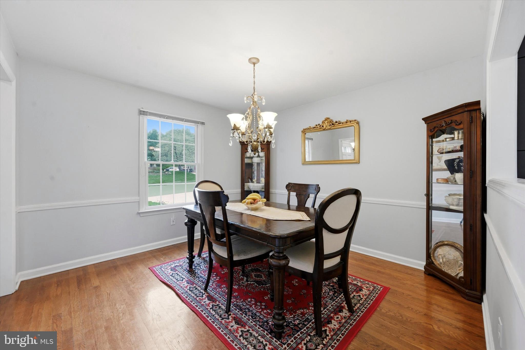 3 South Dillwyn Road Newark, DE 19711 - Photo 9 of 59 a dining room with furniture and window