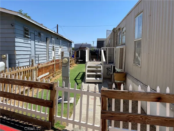 $40,000 | 22325 Us Hwy 18, Apple Valley, CA 92307