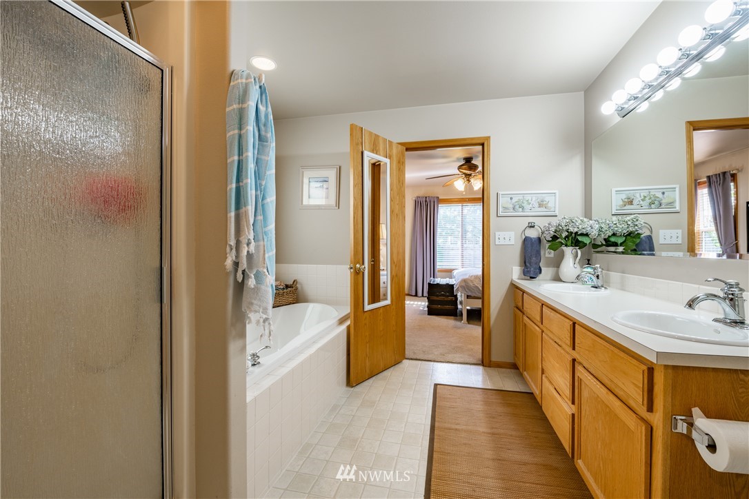 8793 Vinup Road Lynden, WA 98264 - Photo 17 of 39 Gallery Image 17