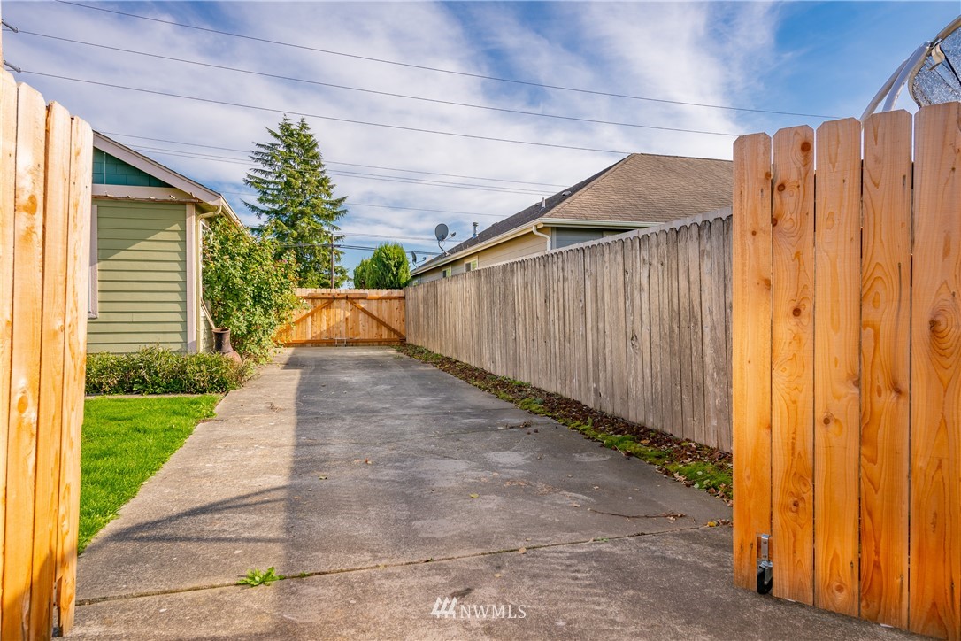 8793 Vinup Road Lynden, WA 98264 - Photo 38 of 39 Gallery Image 38