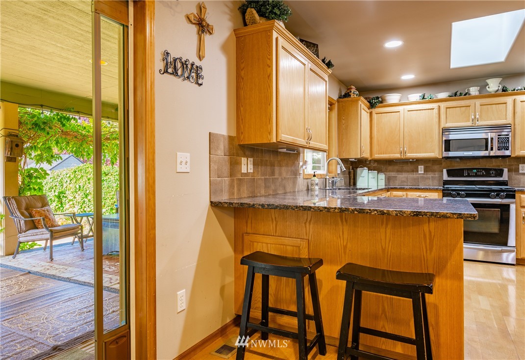 8793 Vinup Road Lynden, WA 98264 - Photo 10 of 39 Gallery Image 10