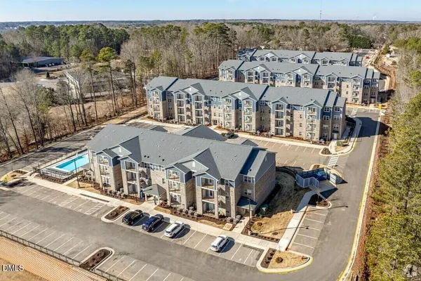 $1,651 | 13100 Margie Lane, Unit EMERALD, Raleigh, NC 27603