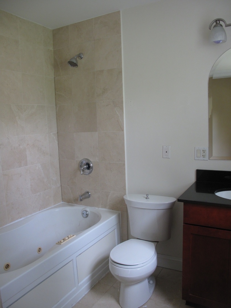911 Maple Avenue, Unit 2N Evanston, IL 60202 - Photo 18 of 26