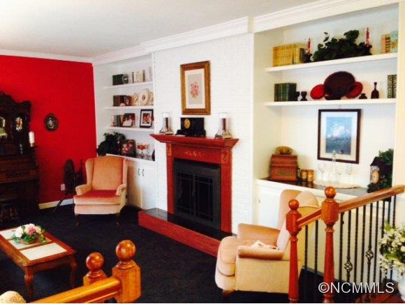 320 Pritchard Road Candler, NC 28715 - Photo 7 of 22 Gallery Image 7