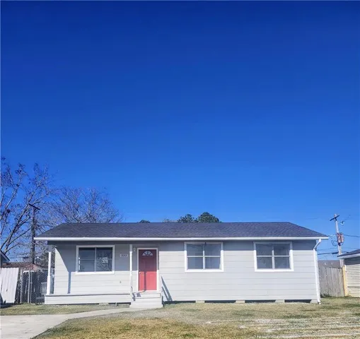 $1,600 | 333 Glendella Drive, Marrero, LA 70072
