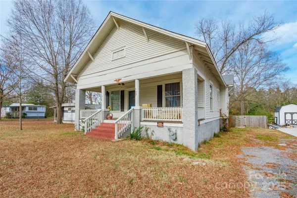 $179,900 | 107 Hampton Street, Chester, SC 29706