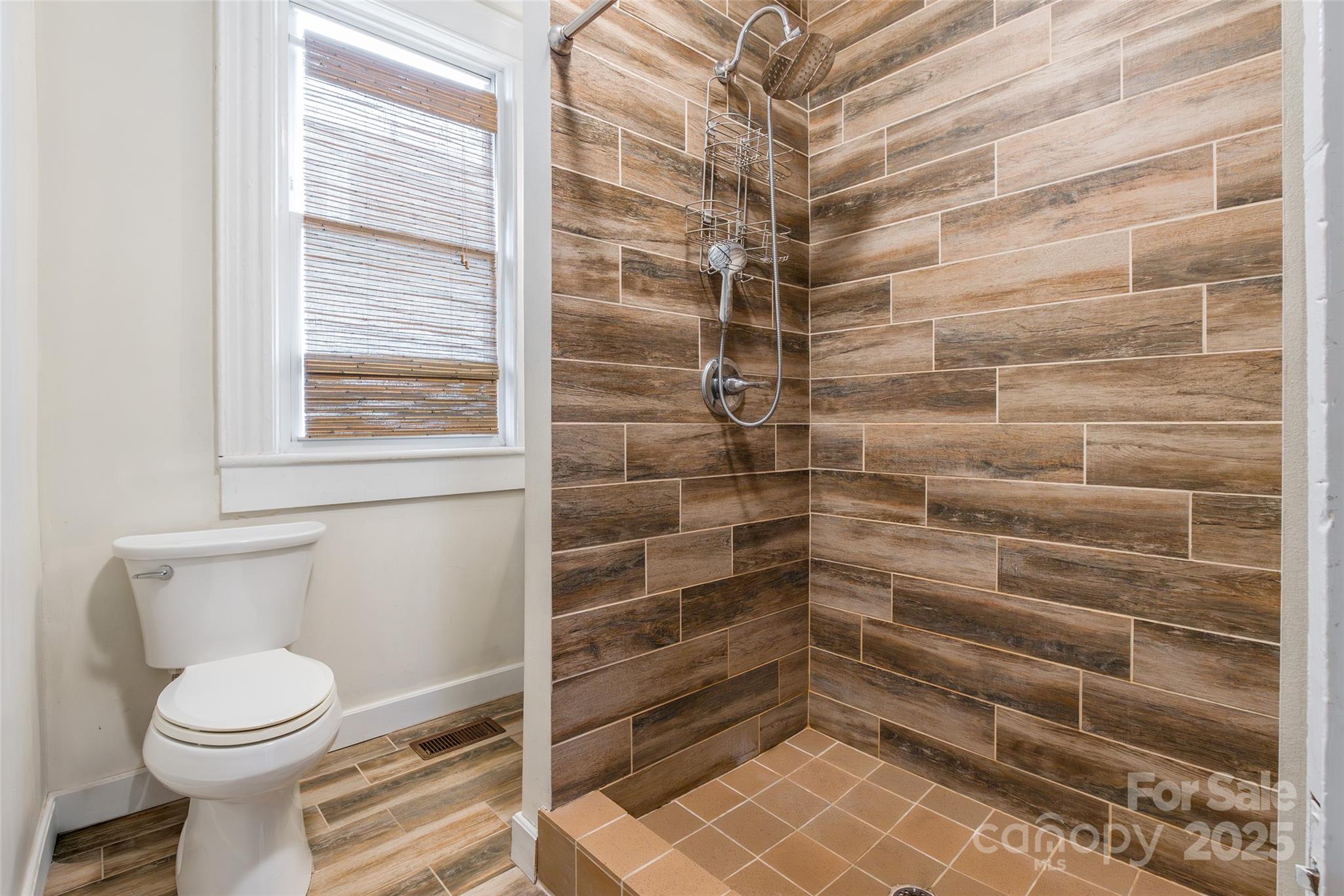 107 Hampton Street Chester, SC 29706 - Photo 23 of 26