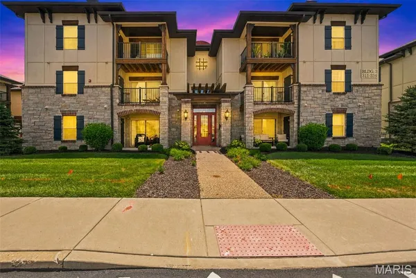$245,000 | 321 Bordeaux Way, St. Peters, MO 63376
