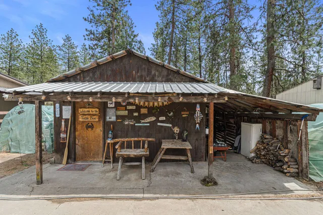 $350,000 | 45019 Cougi Lane North, Davenport, WA 99122