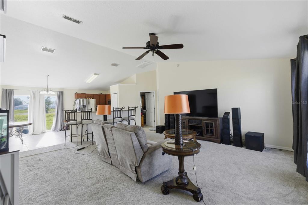 133 Juniper Loop Circle Ocala, FL 34480 - Photo 4 of 22