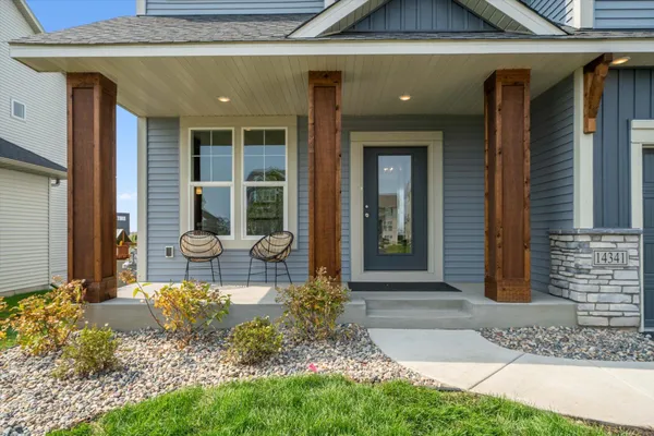 $610,000 | 14341 Aspen Avenue, Rosemount, MN 55068