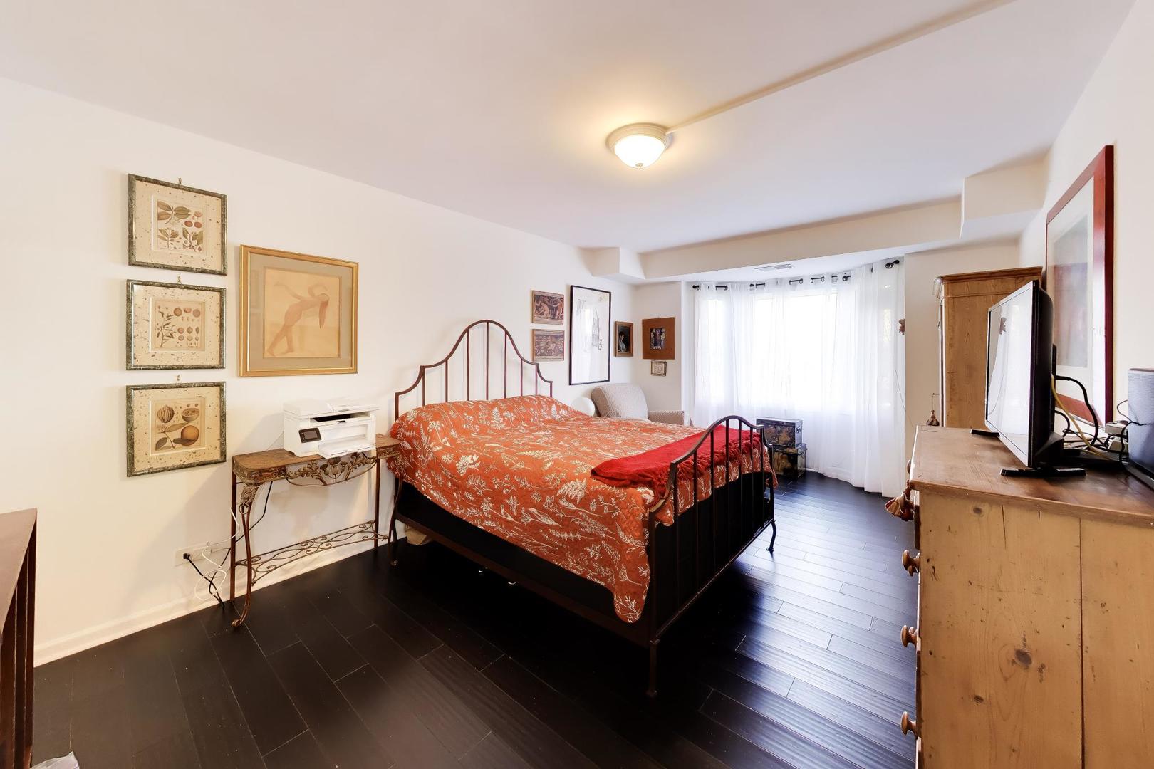 235 Ridge Road, Unit 1F Wilmette, IL 60091 - Photo 12 of 26 Gallery Image 12