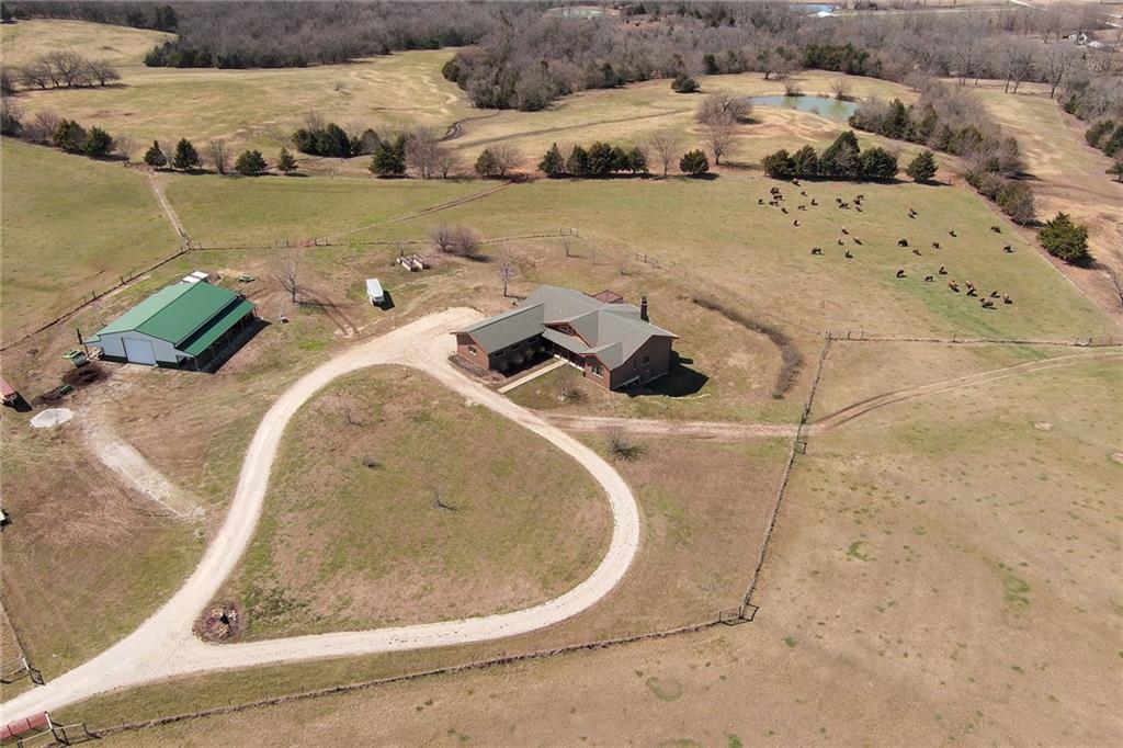 32846 Block Road Paola, KS 66071 - Photo 5 of 75