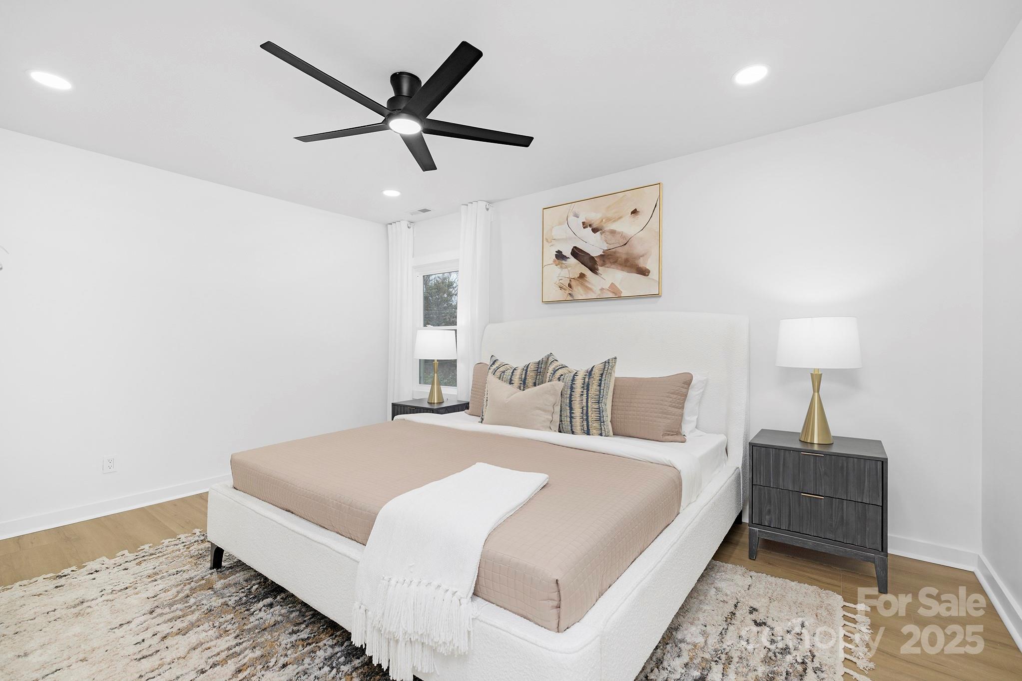 2739 Goneaway Road Charlotte, NC 28210 - Photo 12 of 24 Gallery Image 12