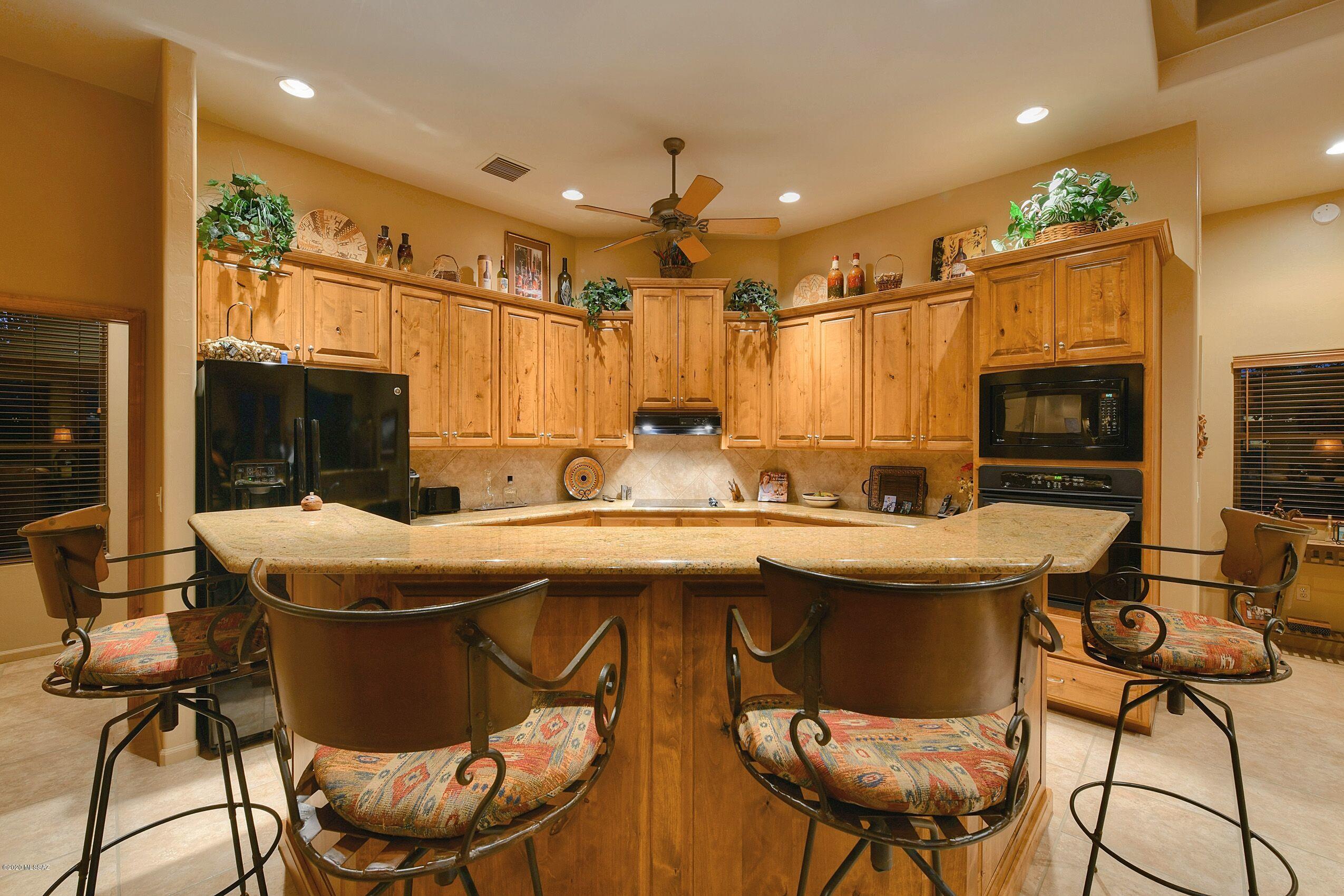 12482 North Copper Spring Trail Oro Valley, AZ 85755 - Photo 10 of 24