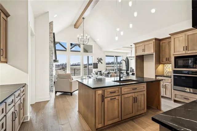 $779,900 | 18609 Reinhardt Street, Overland Park, KS 66085