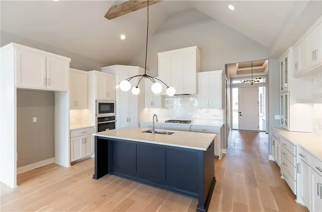 $779,900 | 18609 Reinhardt Street, Overland Park, KS 66085