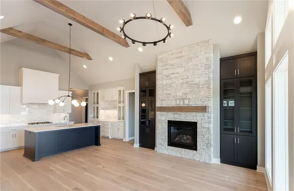 $779,900 | 18609 Reinhardt Street, Overland Park, KS 66085