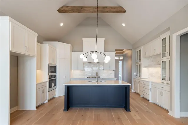 $779,900 | 18609 Reinhardt Street, Overland Park, KS 66085