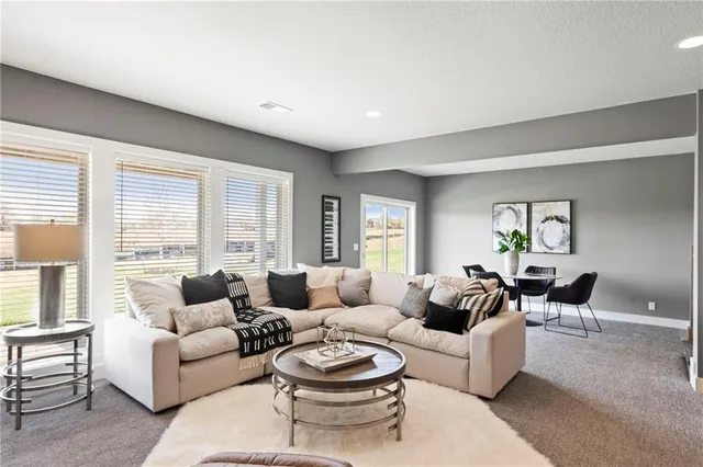 $779,900 | 18609 Reinhardt Street, Overland Park, KS 66085