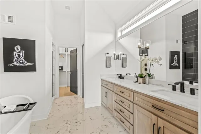 $779,900 | 18609 Reinhardt Street, Overland Park, KS 66085