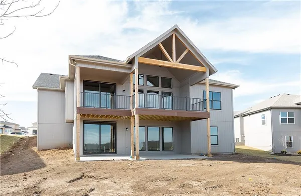 $779,900 | 18609 Reinhardt Street, Overland Park, KS 66085