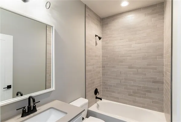 $779,900 | 18609 Reinhardt Street, Overland Park, KS 66085