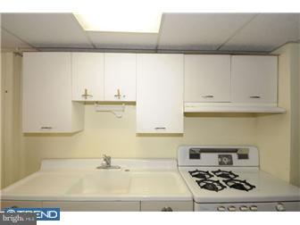 133 Heather Road Upper Darby, PA 19082 - Photo 5 of 12 Kitchen