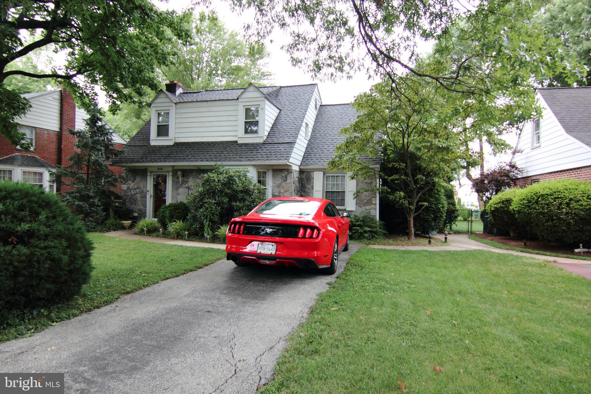 2346 Secane Road Secane, PA 19018 - Photo 16 of 29