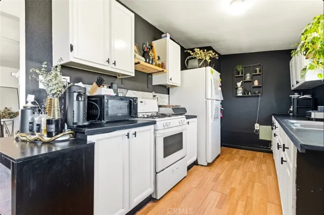 $299,888 | 19449 Chamisal Street, Adelanto, CA 92301