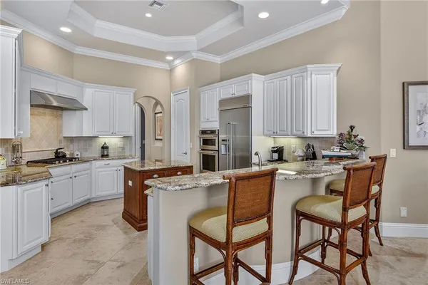 $2,350,000 | 3848 Mahogany Bend Drive, Naples, FL 34114