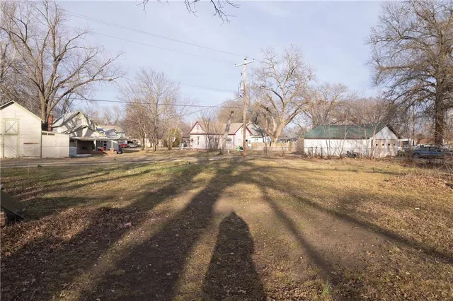 $75,000 | 904 East 5th Street, Cherryvale, KS 67335