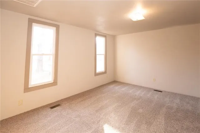 $75,000 | 904 East 5th Street, Cherryvale, KS 67335