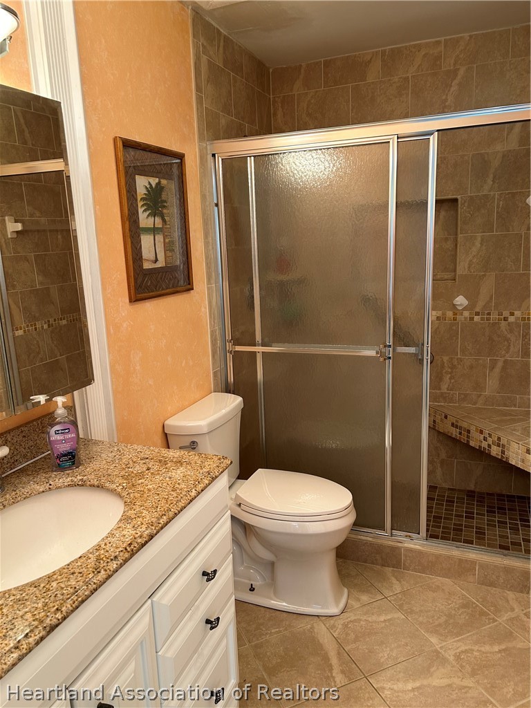 5924 Pebble Lane Sebring, FL 33876 - Photo 11 of 20 MASTER BATHROOM