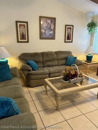 $2,575 | 5924 Pebble Lane, Sebring, FL 33876