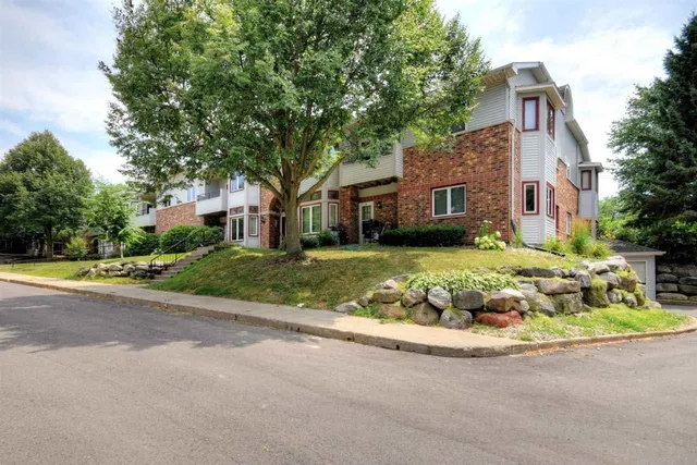 $250,000 | 2233 Luann Lane, Unit 2, Madison, WI 53713