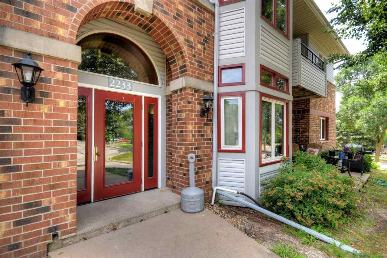2233 Luann Lane, Unit 2 Madison, WI 53713 - Photo 5 of 23