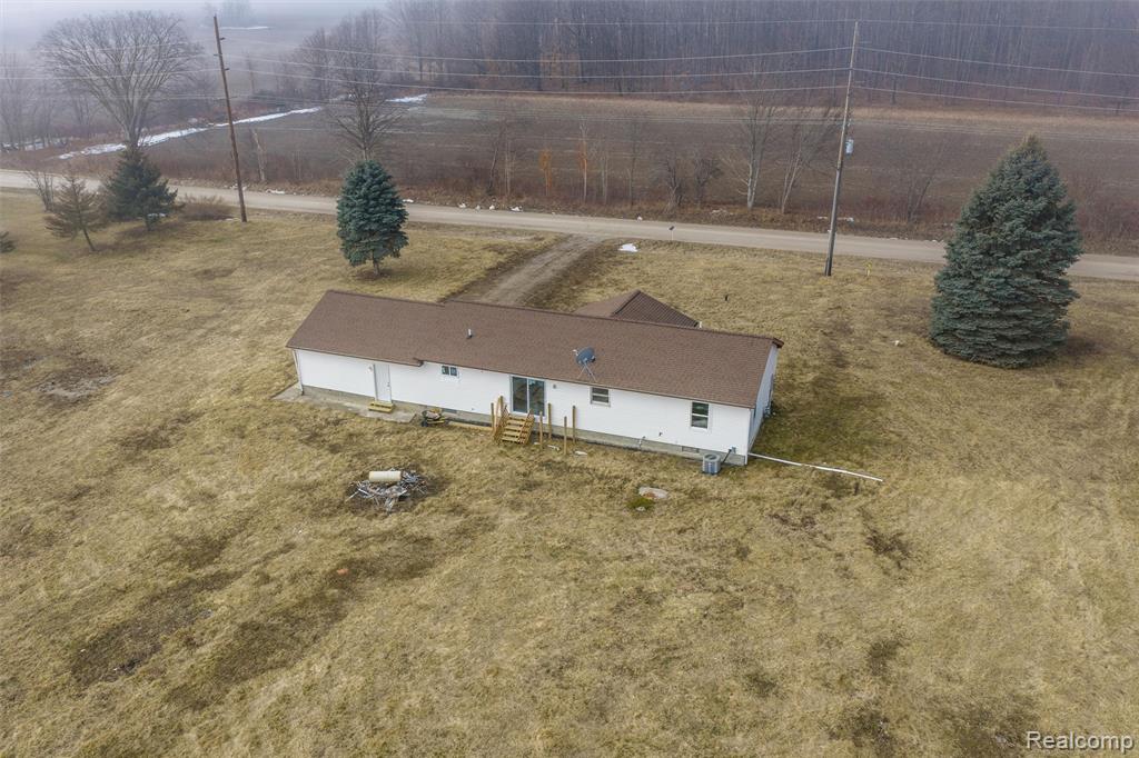 2460 Stapleton Road Goodells, MI 48027 - Photo 32 of 40