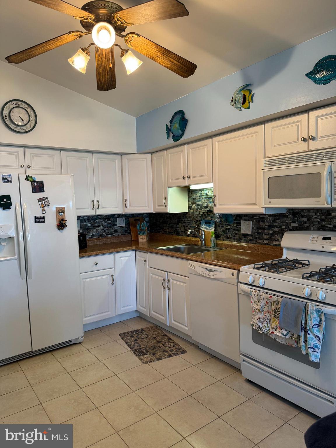 25 West Dory Drive Little Egg Harbor, NJ 08087 - Photo 3 of 56 Kitchen