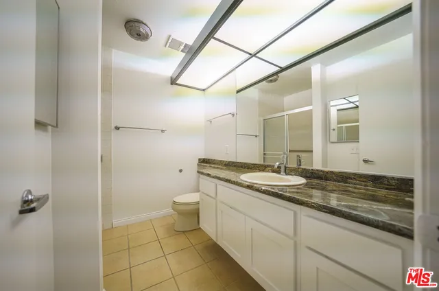 $849,000 | 750 South Spaulding Avenue, Unit 312, Los Angeles, CA 90036