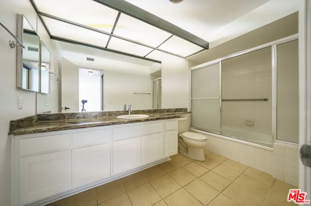 $849,000 | 750 South Spaulding Avenue, Unit 312, Los Angeles, CA 90036