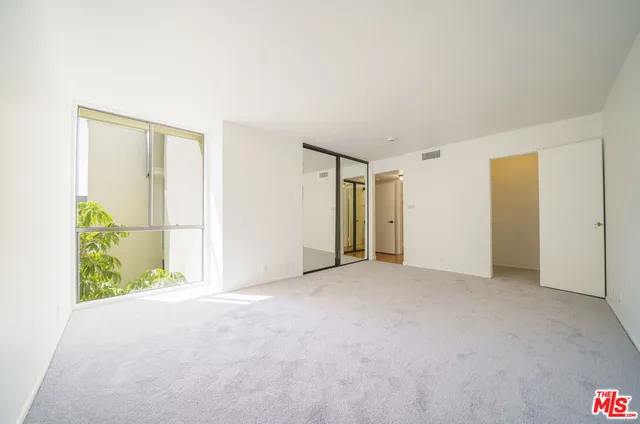 $849,000 | 750 South Spaulding Avenue, Unit 312, Los Angeles, CA 90036