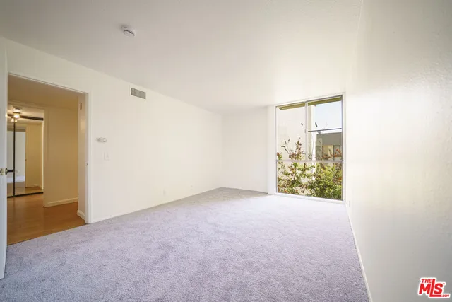$849,000 | 750 South Spaulding Avenue, Unit 312, Los Angeles, CA 90036