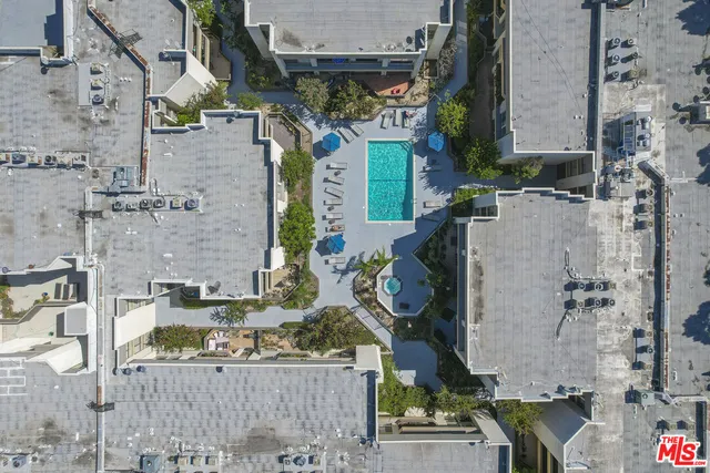 $849,000 | 750 South Spaulding Avenue, Unit 312, Los Angeles, CA 90036