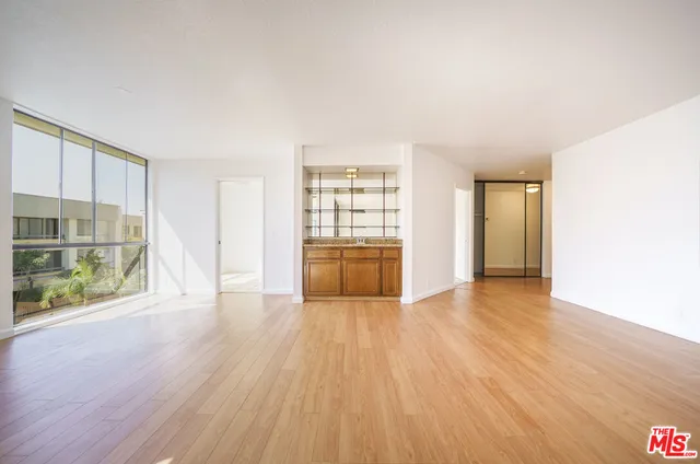 $849,000 | 750 South Spaulding Avenue, Unit 312, Los Angeles, CA 90036