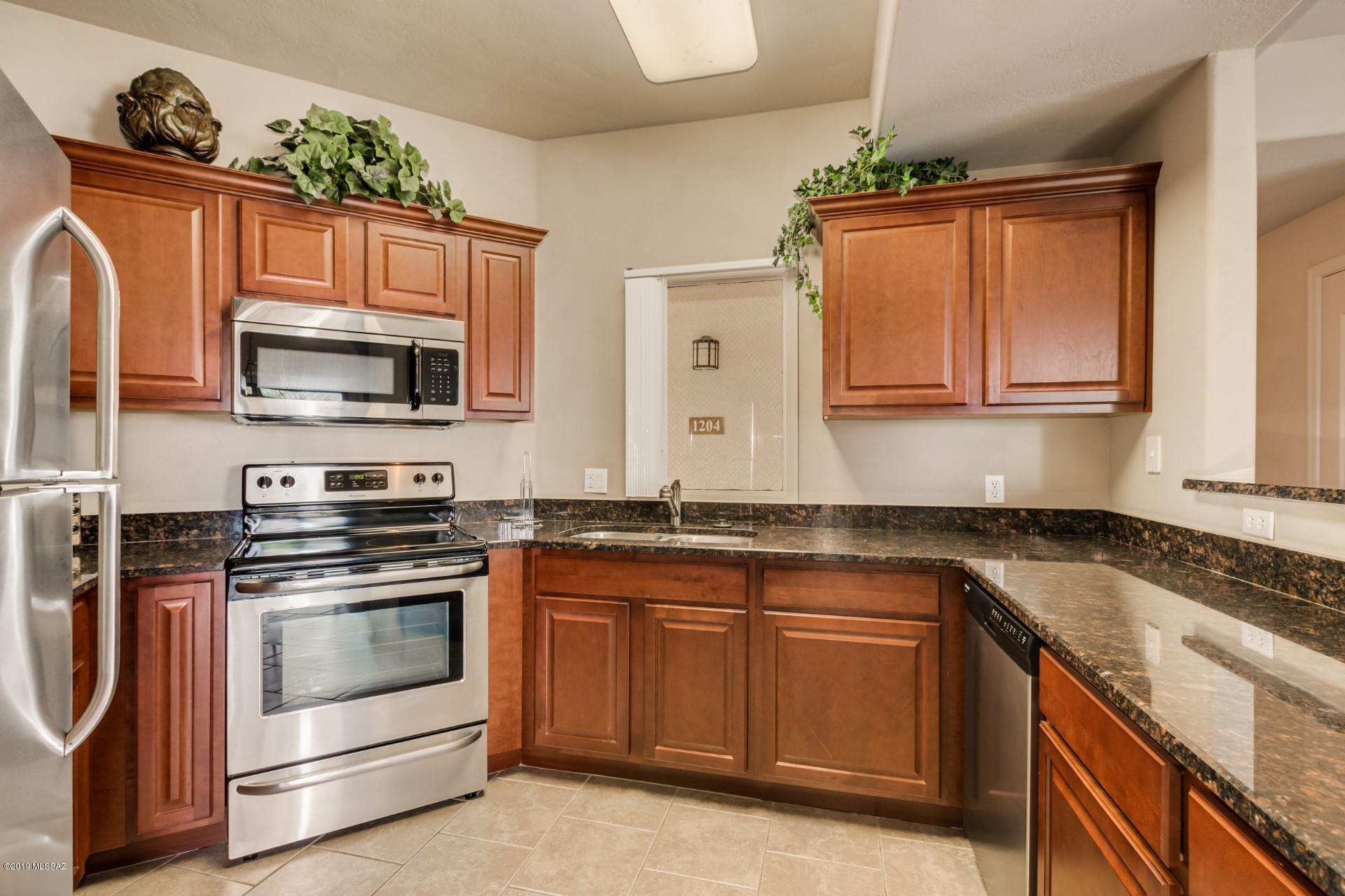 2550 East River Road, Unit 1204 Tucson, AZ 85718 - Photo 8 of 20