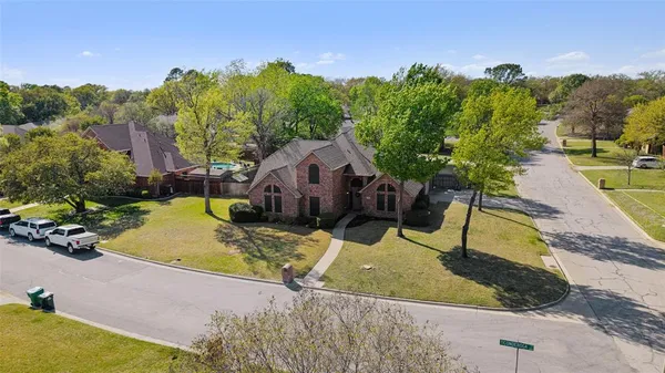 $525,000 | 600 Ticonderoga Drive, Denton, TX 76205