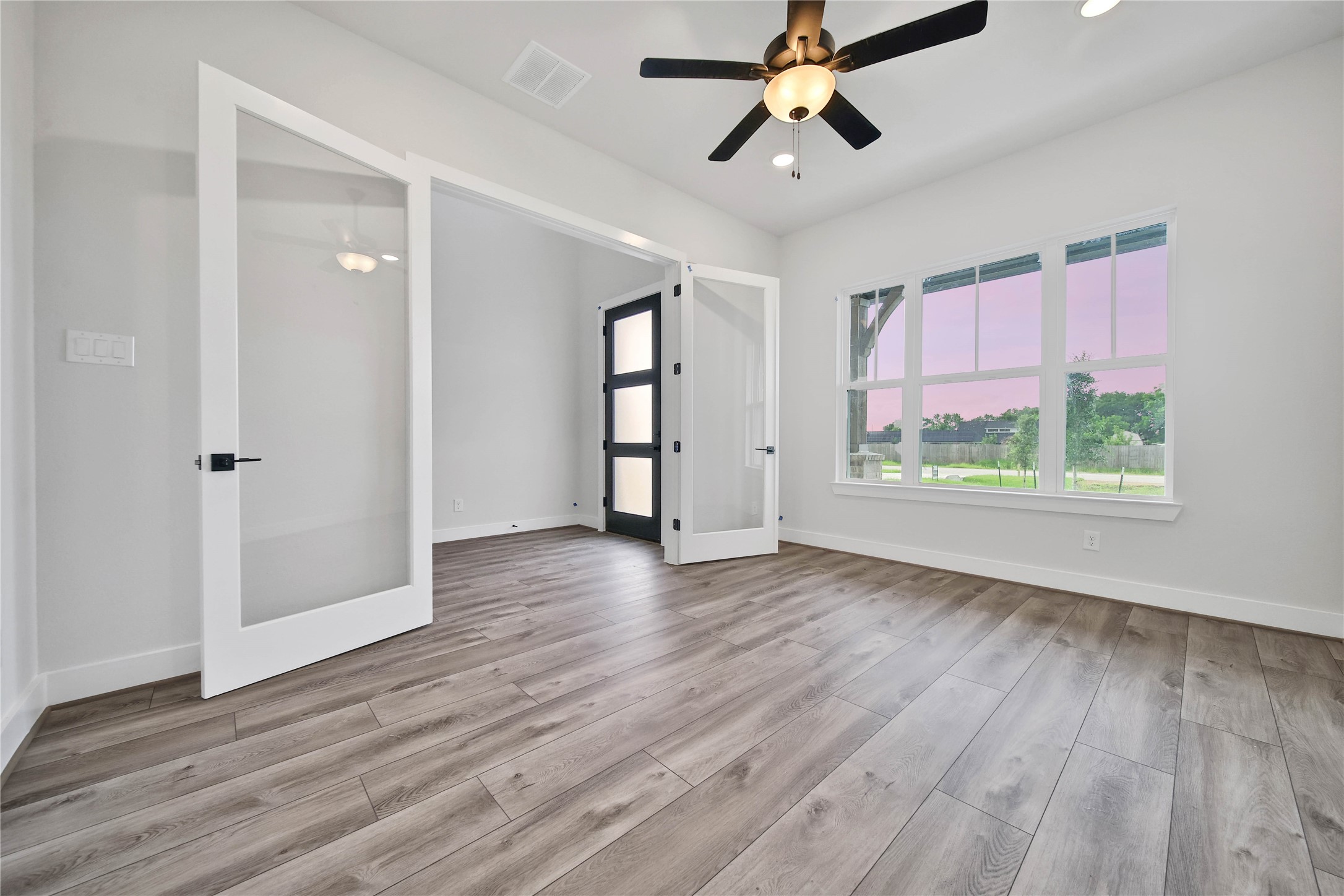 4506 Magnolia Bend Drive Rosharon, TX 77583 - Photo 4 of 48