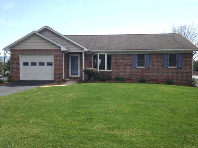 1134 Rockingham Drive Harrisonburg, VA 22802 - Photo 1 of 23 Gallery Image 1