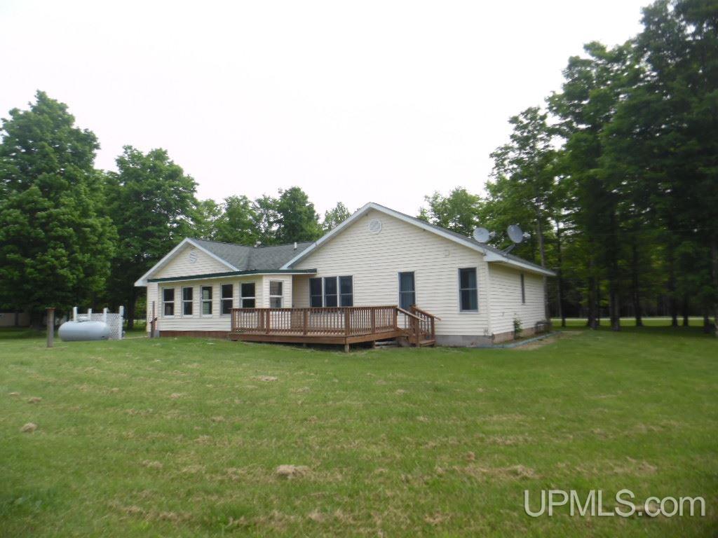 11789 T Road Rapid River, MI 49878 - Photo 4 of 35 Gallery Image 4